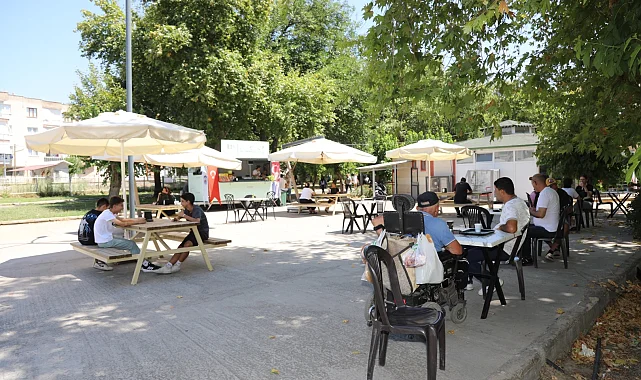 Engelsiz kafe yenilenen yüzüyle hizmete devam ediyor