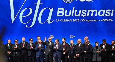 Erdoğan'dan Memur-Sen'e övgü: Milletin ve demokrasinin yanında saf tuttunuz