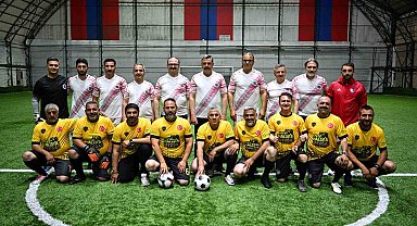 Erzurum bürokrasisi bu defa halı sahada buluştu