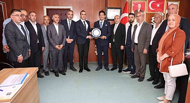 Erzurum Ticaret Borsası'ndan Hınıs'a çıkarma: Üyelerle buluşma, yerel ürünlere destek, turizm vurgusu