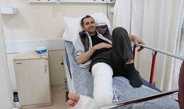 Erzurum'da üzerine kurbanlık düşen adamın ayağı kırıldı