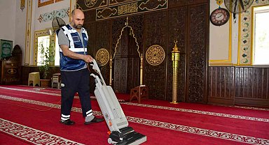 Esenyurt Belediyesi'nden Kurban Bayramı öncesi temizlik seferberliği