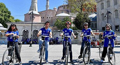 Fatih Belediyesi'nden gençlere tarihe yolculuk: 400 gönüllü turizm elçisi seçildi