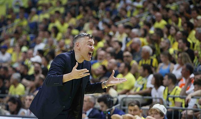 Fenerbahçe Beko, ligde 12. şampiyonluğunu kazandı