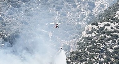 Finike'de çıkan orman yangını kontrol altına alındı