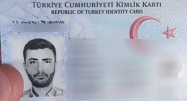 Firari katil, 18 yıl sonra çöp atarken aynı polislere yakalandı