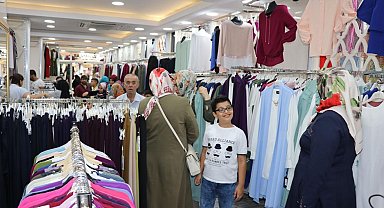 Gaziantep'in tarihi çarşılarında bayram hareketliliği başladı