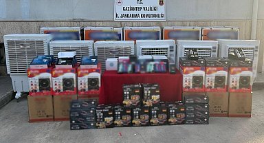 Gaziantep'te kaçakçılık ve uyuşturucu operasyonları: 12 tutuklama