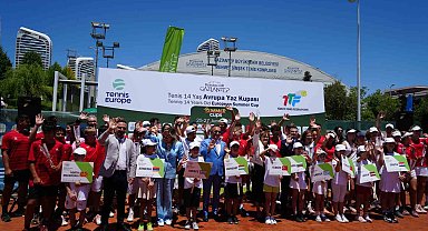 Gaziantep'te Uluslararası Tenis 14 Yaş Avrupa Yaz Kupası'nın açılışı yapıldı