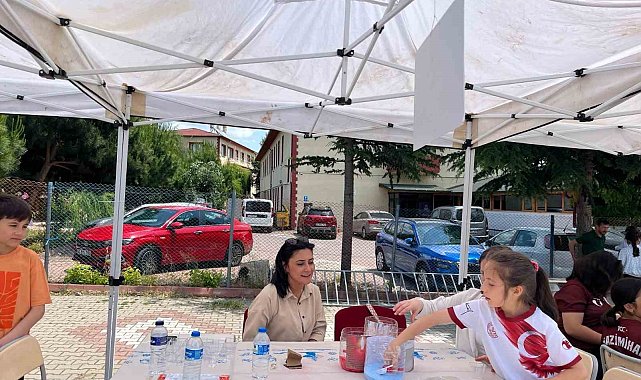 Gazimihal İlk ve Ortaokulu, Mihalfest'in 4'üncüsüne ev sahipliği yaptı