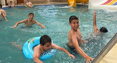 Gediz Belediyesi'nden öğrencilere aquapark sürprizi