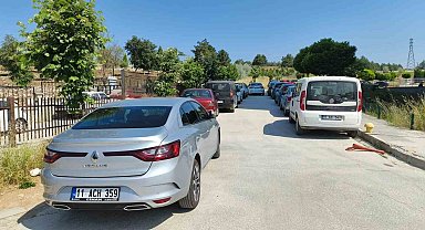 Gelişi güzel parklanma sürücüleri zora sokuyor