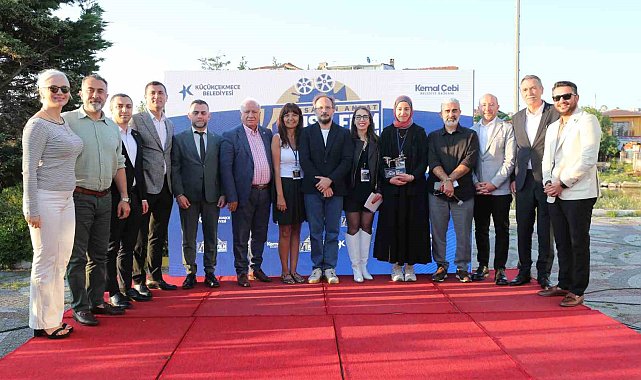 Genç sinemacılar Küçükçekmece'de ödüllendirildi