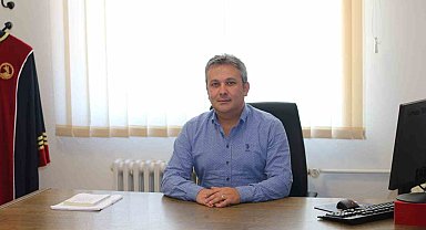 Gençler yapay zekâlı eğitime umutla bakıyor, yaş büyüdükçe kaygılar artıyor