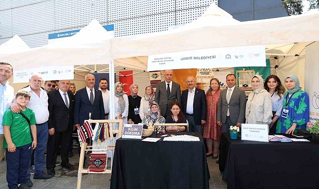 Gençlerin kariyer planlamalarına katkı sağlayacak fuar açıldı