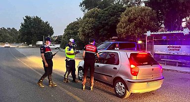 Germencik'te Jandarmadan şok yol ve asayiş uygulaması