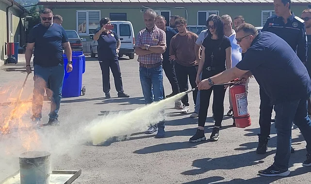 Gölcük Belediyesi personeline yangın eğitimi