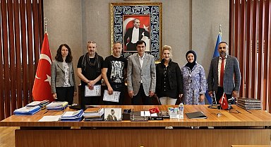 Gönüllü sanatçılara teşekkür belgesi