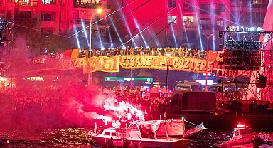 Göztepe'nin 100. yılında gökyüzü sarı-kırmızı