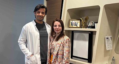 Gürcü hastanın 50 binde bir görülen skolyoz eğriliğini Türk hekimler iyileştirdi