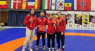 Güreşte Kadın Milli Takımı birinci oldu
