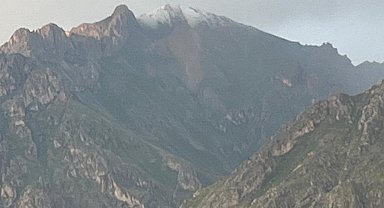 Hakkari'de haziran ayında kar sürprizi