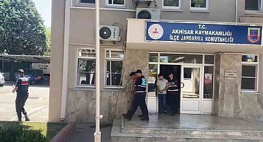 Hırsızlık şüphelileri jandarmadan kaçamadı