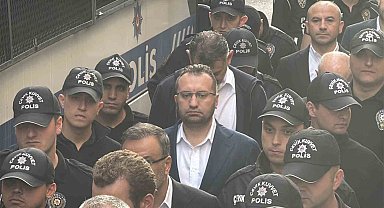 İBB'ye yönelik soruşturmada 5'inci dalgada gözaltına alınan şüpheliler sağlık kontrolüne getirildi