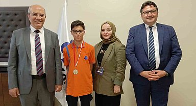 İhlas Koleji öğrencisinden matematikte Türkiye 2'nciliği