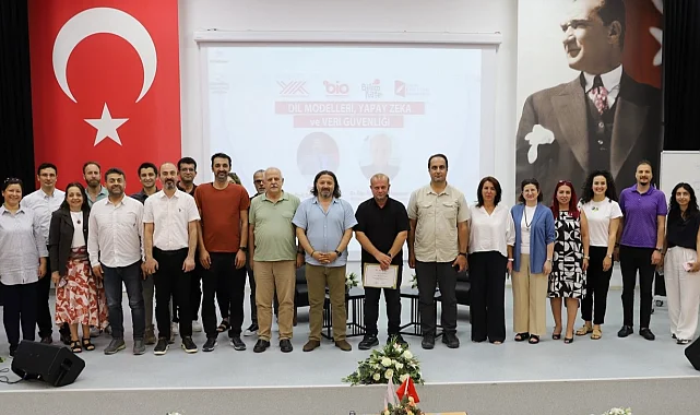 İKÇÜ BİO'dan "Yapay Zekâ ve Veri Güvenliği Söyleşisi"