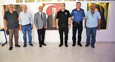 İl Emniyet Müdürü Yılmaz, emniyet personelinin annesinin cenazesine katıldı