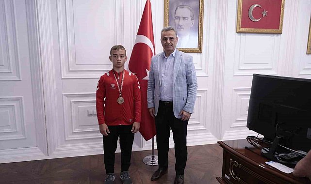 İlkadımlı sporcular başarıya doymuyor