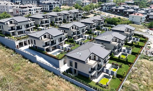 İmamoğlu İnşaat üzerinden yapılan yolsuzluğa konu olan villa ve daire