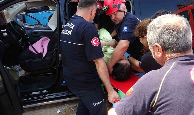 Irak'tan tatile gelen aileye kaza şoku: 3 yaralı
