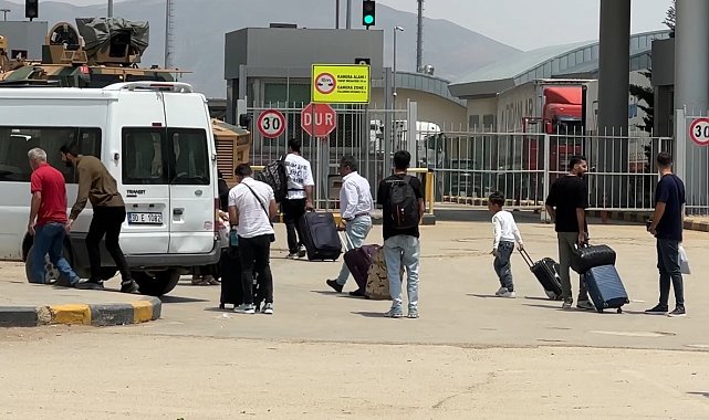 İran-İsrail arasındaki gerginlik tırmandı: Türk vatandaşları Türkiye'ye dönmek için sınır kapılarından giriş yaptı