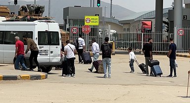 İran-İsrail arasındaki gerginlik tırmandı: Türk vatandaşları Türkiye'ye dönmek için sınır kapılarından giriş yaptı