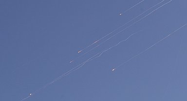 İran'dan İsrail'e yeni saldırı: Tel Aviv ve Kudüs'ten patlama sesleri yükseldi