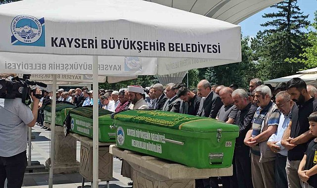 İşadamı Sarptaş son yolculuğuna uğurlandı