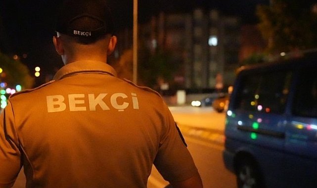 Isparta'da 1 saatlik trafik ve asayiş uygulamasında 126 kişi kontrol edildi