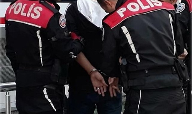 Isparta'da 'dur' ihtarına uymayan ehliyetsiz sürücü yakalandı