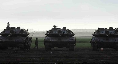 İsrail, Gazze'deki kara operasyonunu genişletiyor