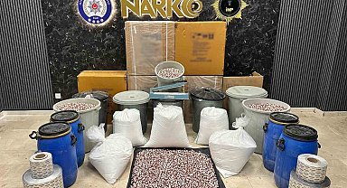 İstanbul'da 2,5 milyondan fazla sentetik ecza hap ele geçirildi