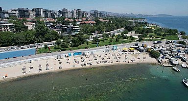 İstanbul'da sıcak hava bunalttı: Caddebostan sahile akın ettiler