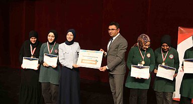 İyilik elçileri ödüllendirildi, ödüllerini Filistin'e bağışladılar