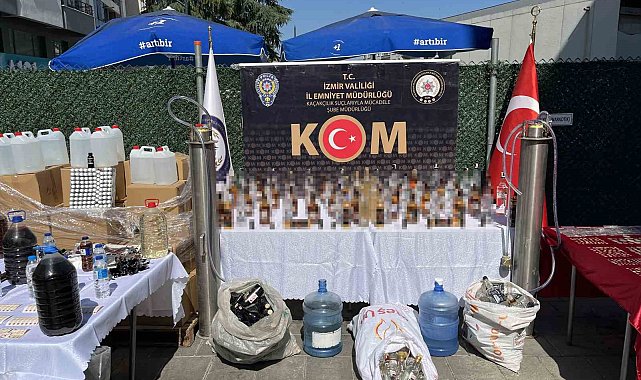 İzmir ve Yalova'da tonlarca sahte alkol ve tarihi eser ele geçirildi: 6 tutuklama