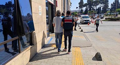 İzmir'de terör propagandacılarına operasyon: 5 gözaltı