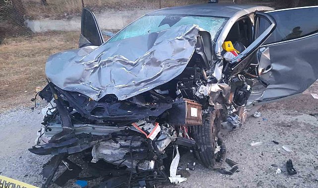 İzmir'de zincirleme trafik kazası: 5 ölü, 2 yaralı