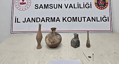 Jandarma tarihi eser ele geçirdi: 2 gözaltı