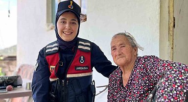 Jandarma yaşlı çınarları unutmadı