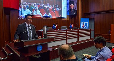 Japon uzmanlar deprem deneyimini Bursa'da paylaştı
